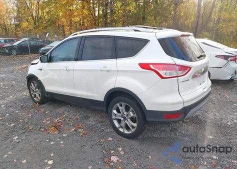 2015 Ford Escape Titanium z USA, uszkodzony, nr VIN 1FMCU9J94FUB17662